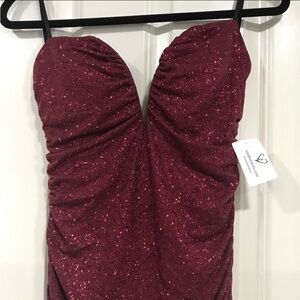 Windsor  size: L Color: Wine